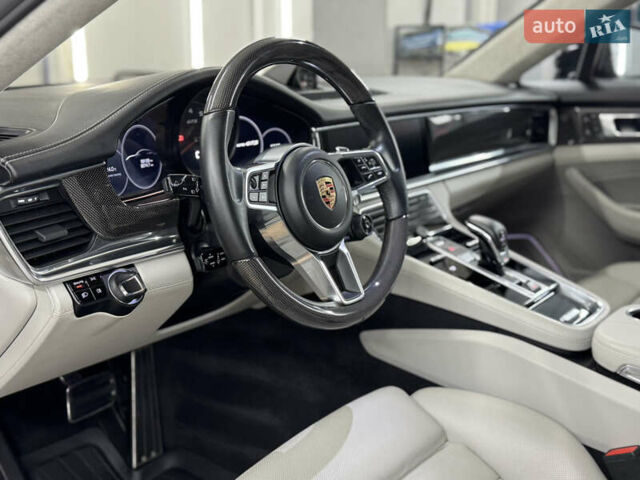 Черный Порше Панамера, объемом двигателя 4 л и пробегом 59 тыс. км за 87000 $, фото 12 на Automoto.ua