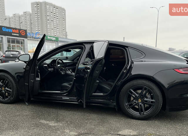 Черный Порше Панамера, объемом двигателя 3 л и пробегом 105 тыс. км за 48500 $, фото 20 на Automoto.ua