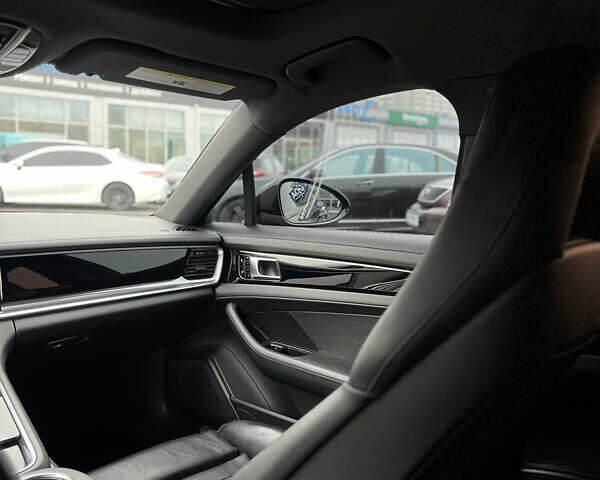 Черный Порше Панамера, объемом двигателя 3 л и пробегом 105 тыс. км за 48500 $, фото 36 на Automoto.ua