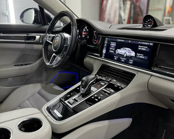 Черный Порше Панамера, объемом двигателя 4 л и пробегом 59 тыс. км за 87000 $, фото 29 на Automoto.ua