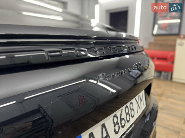 Черный Порше Панамера, объемом двигателя 4 л и пробегом 59 тыс. км за 87000 $, фото 6 на Automoto.ua