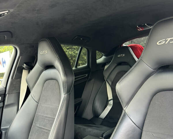 Чорний Порше Panamera, об'ємом двигуна 4 л та пробігом 144 тис. км за 72000 $, фото 6 на Automoto.ua