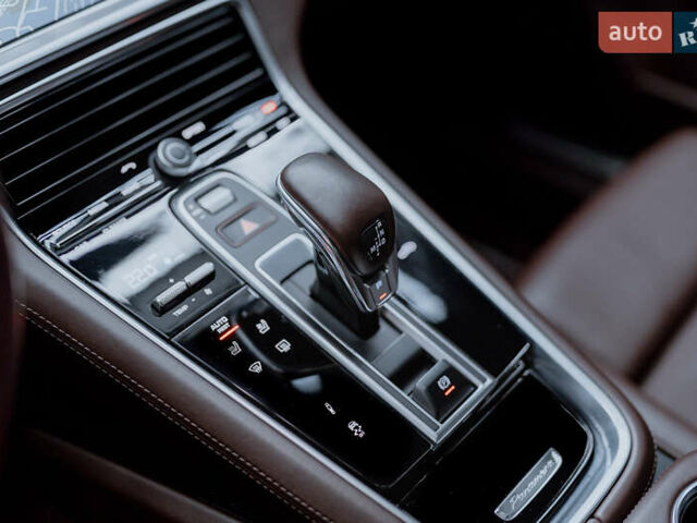 Черный Порше Панамера, объемом двигателя 2.89 л и пробегом 66 тыс. км за 82000 $, фото 24 на Automoto.ua