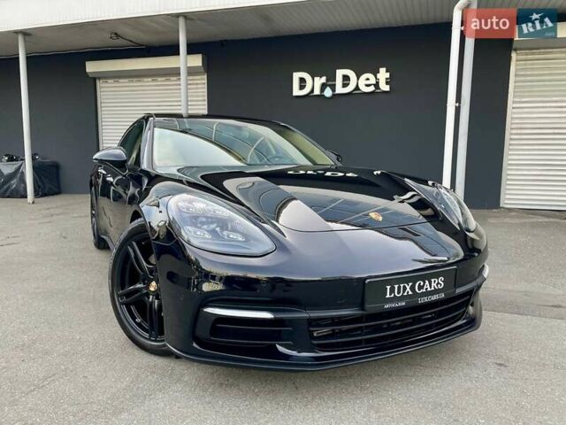 Чорний Порше Panamera, об'ємом двигуна 3 л та пробігом 95 тис. км за 61900 $, фото 19 на Automoto.ua