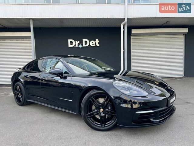 Чорний Порше Panamera, об'ємом двигуна 3 л та пробігом 95 тис. км за 61900 $, фото 16 на Automoto.ua