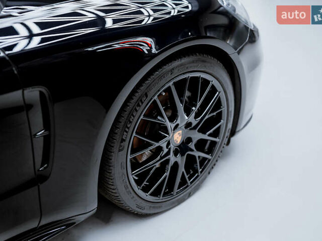 Черный Порше Панамера, объемом двигателя 2.89 л и пробегом 66 тыс. км за 82000 $, фото 9 на Automoto.ua