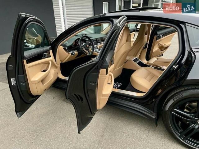 Чорний Порше Panamera, об'ємом двигуна 3 л та пробігом 95 тис. км за 61900 $, фото 67 на Automoto.ua