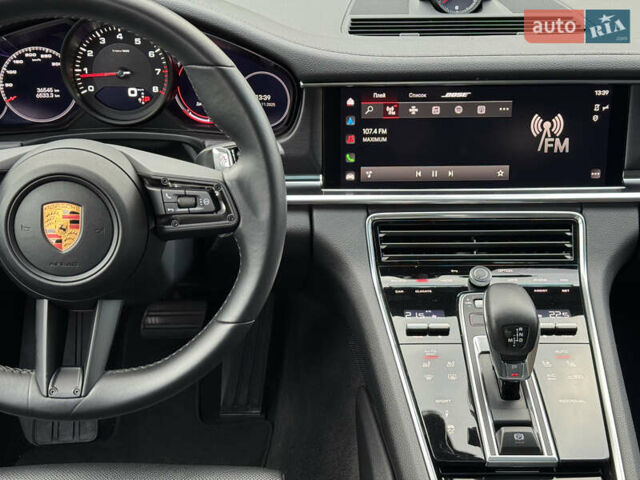 Чорний Порше Panamera, об'ємом двигуна 2.9 л та пробігом 37 тис. км за 89000 $, фото 17 на Automoto.ua