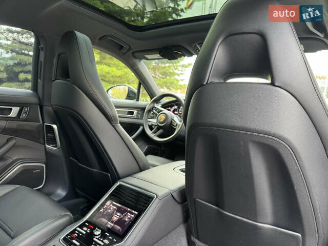 Чорний Порше Panamera, об'ємом двигуна 2.9 л та пробігом 37 тис. км за 89000 $, фото 13 на Automoto.ua