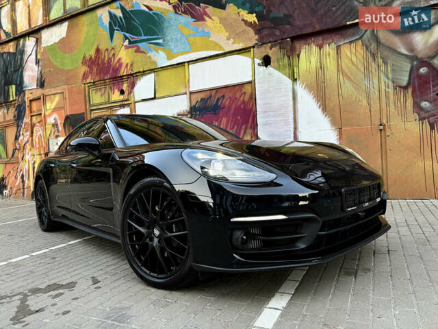 Черный Порше Панамера, объемом двигателя 2.89 л и пробегом 35 тыс. км за 94800 $, фото 11 на Automoto.ua