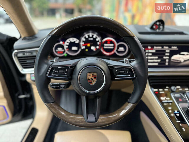 Черный Порше Панамера, объемом двигателя 2.89 л и пробегом 35 тыс. км за 94800 $, фото 17 на Automoto.ua