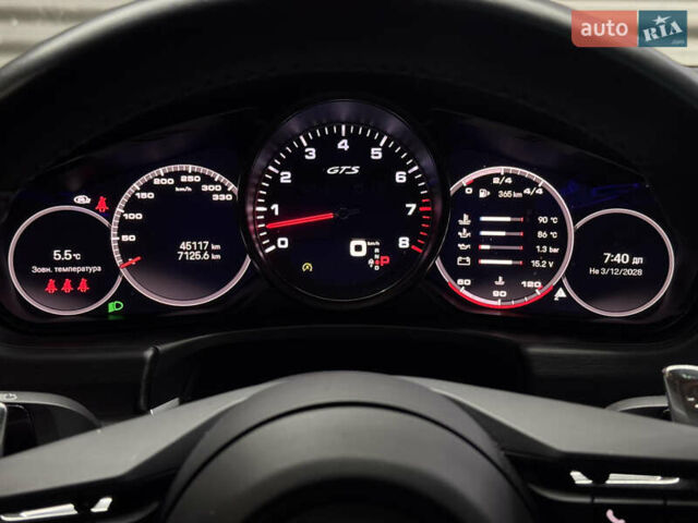 Черный Порше Панамера, объемом двигателя 4 л и пробегом 85 тыс. км за 97000 $, фото 32 на Automoto.ua
