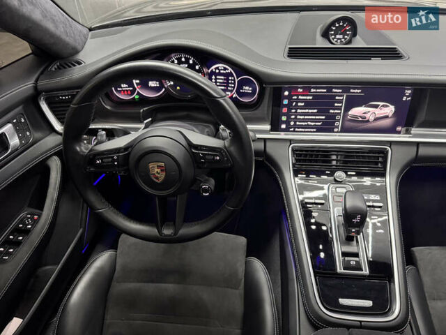 Черный Порше Панамера, объемом двигателя 4 л и пробегом 85 тыс. км за 97000 $, фото 18 на Automoto.ua