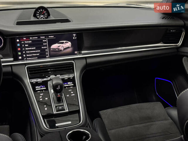 Черный Порше Панамера, объемом двигателя 4 л и пробегом 85 тыс. км за 97000 $, фото 20 на Automoto.ua