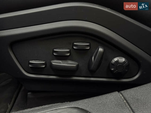 Черный Порше Панамера, объемом двигателя 4 л и пробегом 85 тыс. км за 97000 $, фото 27 на Automoto.ua