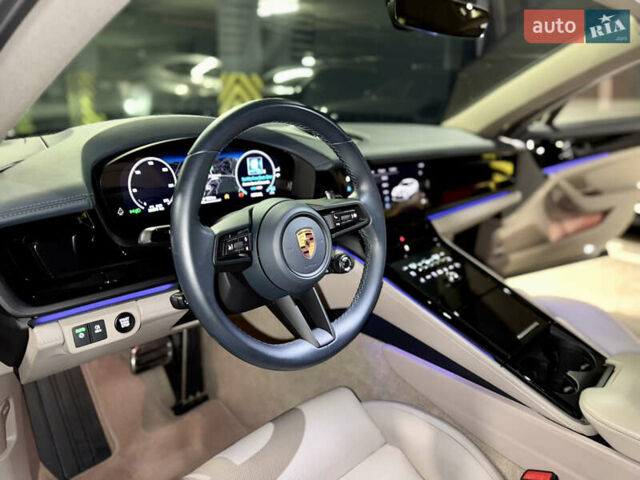 Чорний Порше Panamera, об'ємом двигуна 2.89 л та пробігом 25 тис. км за 155000 $, фото 20 на Automoto.ua