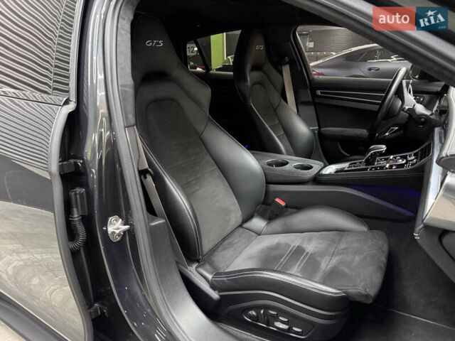 Черный Порше Панамера, объемом двигателя 4 л и пробегом 85 тыс. км за 97000 $, фото 44 на Automoto.ua