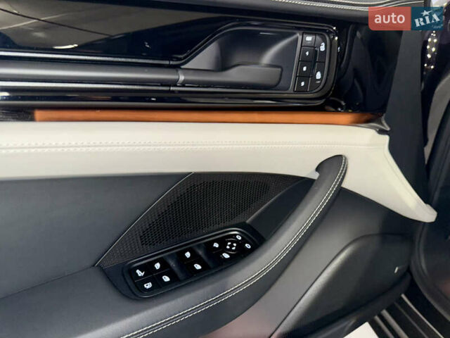 Черный Порше Панамера, объемом двигателя 2.89 л и пробегом 11 тыс. км за 171000 $, фото 28 на Automoto.ua