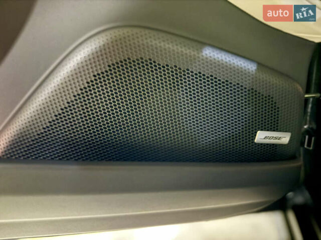 Черный Порше Панамера, объемом двигателя 2.89 л и пробегом 12 тыс. км за 170000 $, фото 26 на Automoto.ua