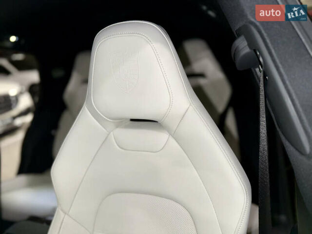 Черный Порше Панамера, объемом двигателя 2.89 л и пробегом 11 тыс. км за 171000 $, фото 32 на Automoto.ua