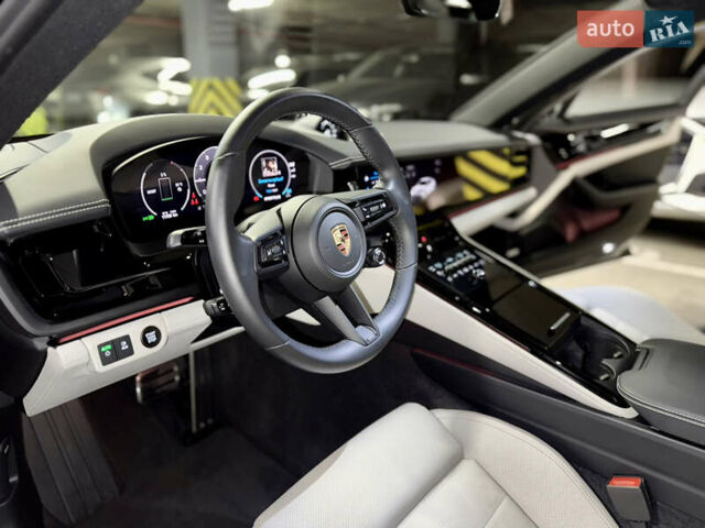 Черный Порше Панамера, объемом двигателя 2.89 л и пробегом 12 тыс. км за 170000 $, фото 19 на Automoto.ua