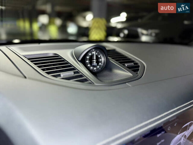 Черный Порше Панамера, объемом двигателя 2.89 л и пробегом 12 тыс. км за 170000 $, фото 24 на Automoto.ua