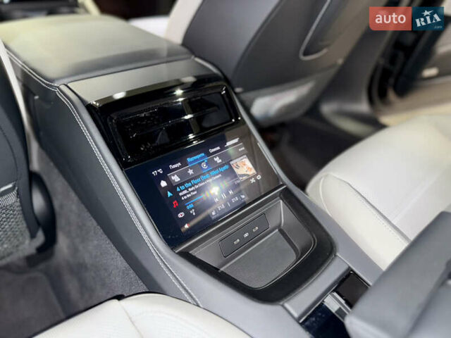 Черный Порше Панамера, объемом двигателя 2.89 л и пробегом 11 тыс. км за 171000 $, фото 34 на Automoto.ua