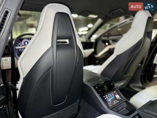 Черный Порше Панамера, объемом двигателя 2.89 л и пробегом 11 тыс. км за 171000 $, фото 33 на Automoto.ua