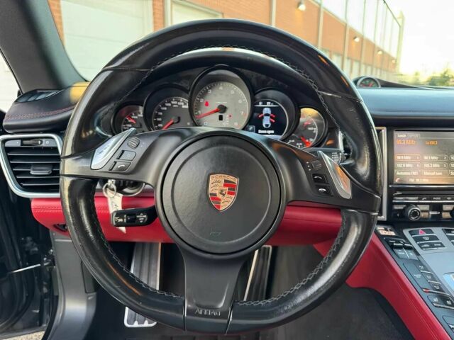 Черный Порше Панамера, объемом двигателя 3 л и пробегом 74 тыс. км за 5400 $, фото 12 на Automoto.ua