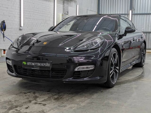 Чорний Порше Panamera, об'ємом двигуна 0.48 л та пробігом 202 тис. км за 23000 $, фото 2 на Automoto.ua