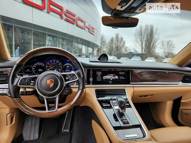 Чорний Порше Panamera, об'ємом двигуна 2.89 л та пробігом 44 тис. км за 76700 $, фото 22 на Automoto.ua