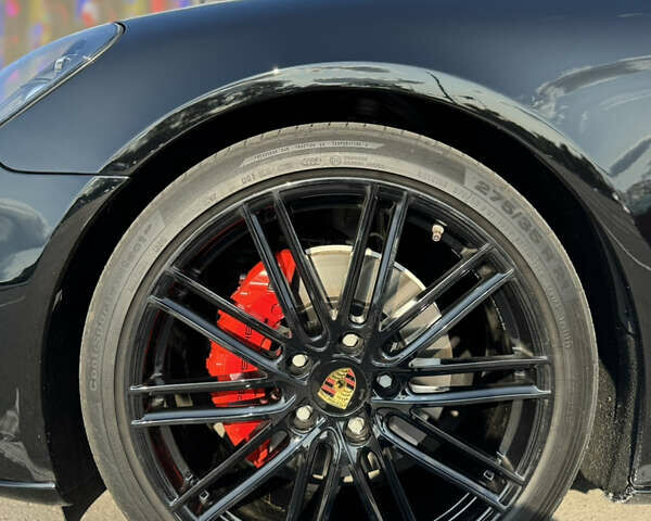 Чорний Порше Panamera, об'ємом двигуна 3 л та пробігом 78 тис. км за 72700 $, фото 4 на Automoto.ua