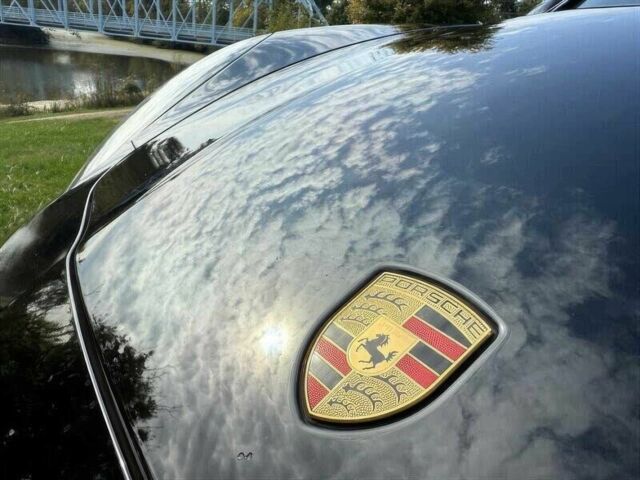Чорний Порше Panamera, об'ємом двигуна 4.8 л та пробігом 89 тис. км за 11000 $, фото 12 на Automoto.ua