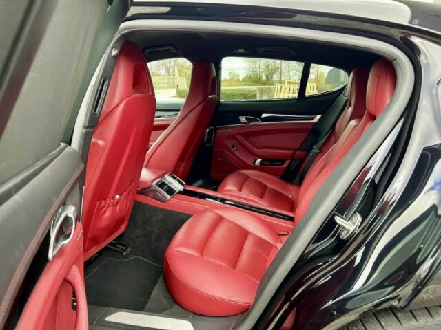 Чорний Порше Panamera, об'ємом двигуна 3 л та пробігом 79 тис. км за 16200 $, фото 10 на Automoto.ua
