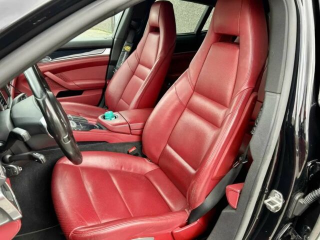 Чорний Порше Panamera, об'ємом двигуна 3 л та пробігом 79 тис. км за 16200 $, фото 7 на Automoto.ua