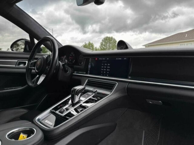 Черный Порше Панамера, объемом двигателя 4 л и пробегом 32 тыс. км за 37000 $, фото 9 на Automoto.ua