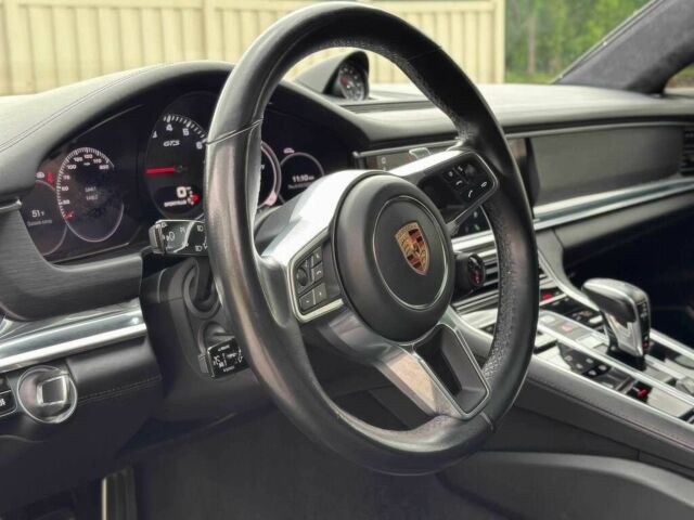 Черный Порше Панамера, объемом двигателя 4 л и пробегом 32 тыс. км за 37000 $, фото 10 на Automoto.ua