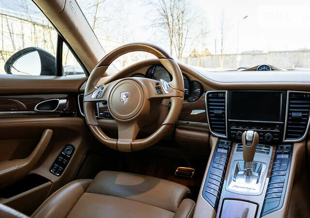 Коричневий Порше Panamera, об'ємом двигуна 4.81 л та пробігом 162 тис. км за 28000 $, фото 16 на Automoto.ua