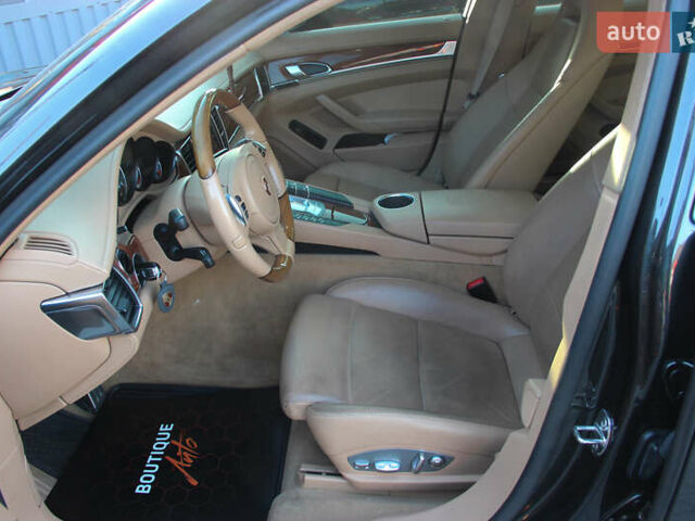Коричневий Порше Panamera, об'ємом двигуна 2.97 л та пробігом 252 тис. км за 25500 $, фото 19 на Automoto.ua