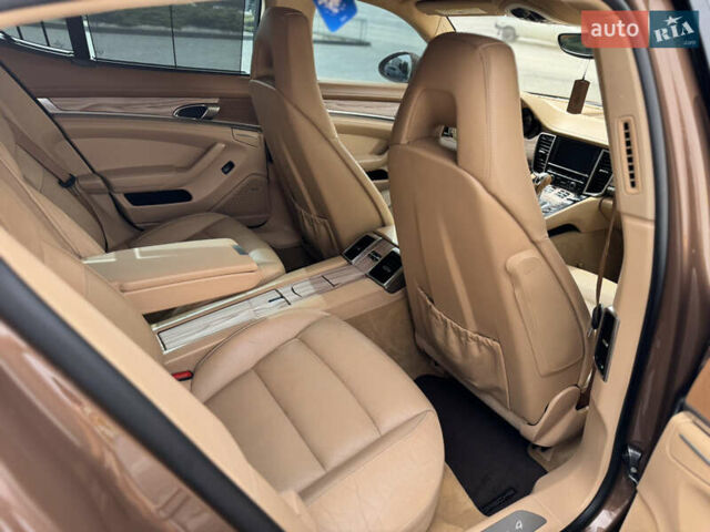 Коричневый Порше Панамера, объемом двигателя 3.6 л и пробегом 137 тыс. км за 17999 $, фото 25 на Automoto.ua