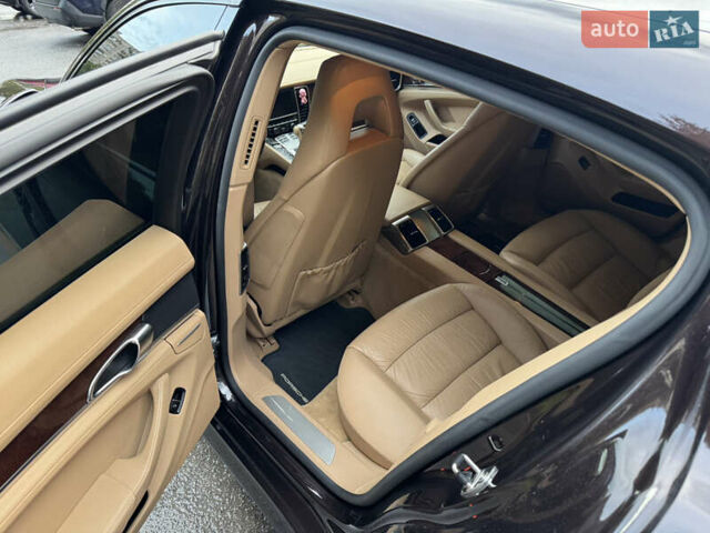 Коричневий Порше Panamera, об'ємом двигуна 3.61 л та пробігом 156 тис. км за 16500 $, фото 18 на Automoto.ua