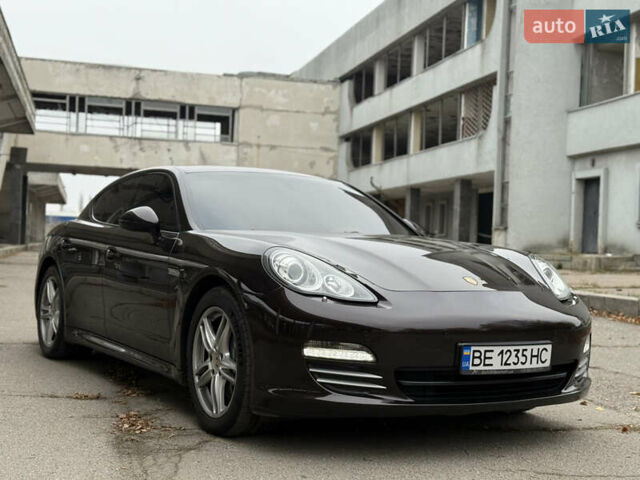 Коричневый Порше Панамера, объемом двигателя 3.61 л и пробегом 81 тыс. км за 21500 $, фото 5 на Automoto.ua