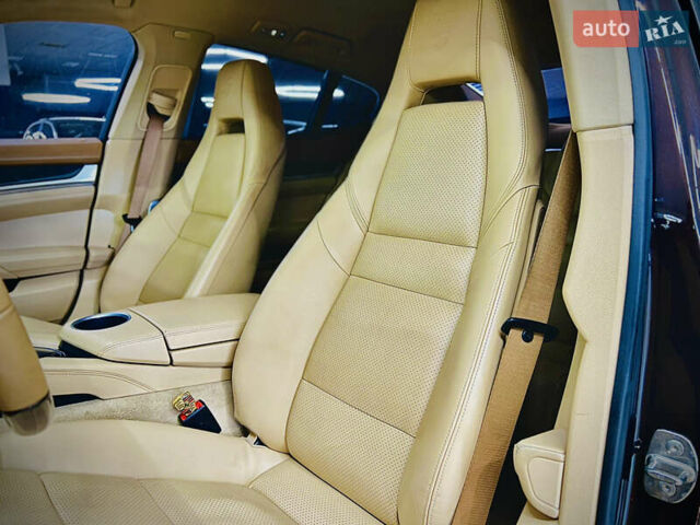 Коричневый Порше Панамера, объемом двигателя 3.61 л и пробегом 244 тыс. км за 16999 $, фото 16 на Automoto.ua