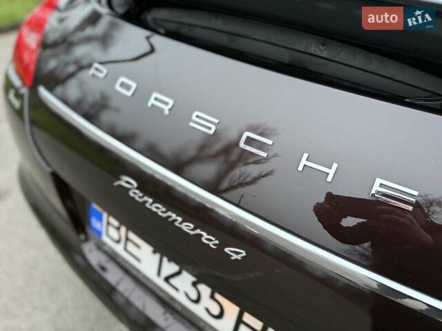 Коричневый Порше Панамера, объемом двигателя 3.61 л и пробегом 85 тыс. км за 24500 $, фото 24 на Automoto.ua