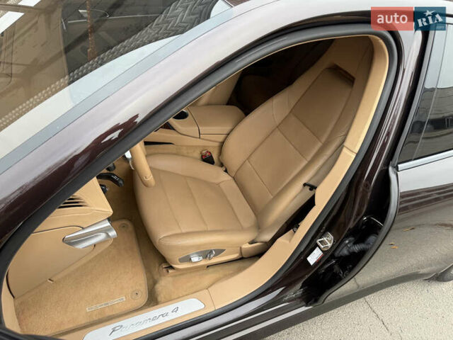 Коричневый Порше Панамера, объемом двигателя 3.61 л и пробегом 81 тыс. км за 21500 $, фото 35 на Automoto.ua