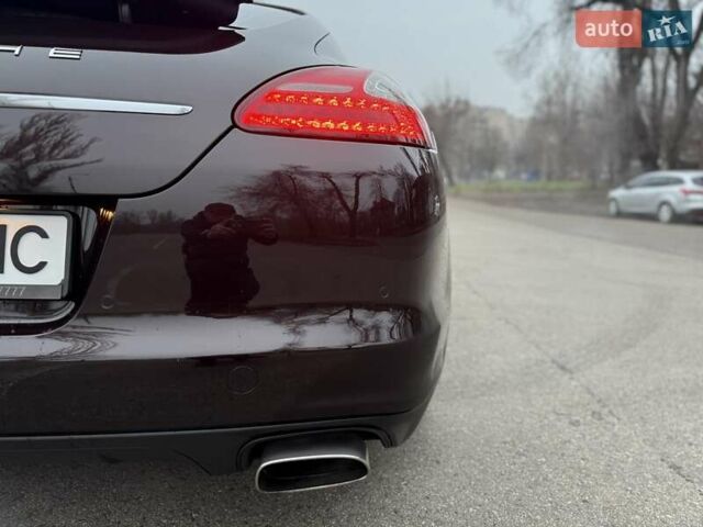 Коричневый Порше Панамера, объемом двигателя 3.61 л и пробегом 85 тыс. км за 24500 $, фото 22 на Automoto.ua