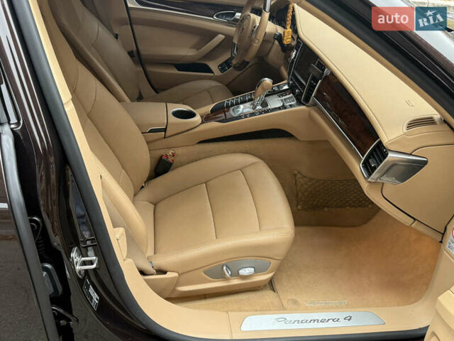 Коричневый Порше Панамера, объемом двигателя 3.61 л и пробегом 81 тыс. км за 21500 $, фото 24 на Automoto.ua