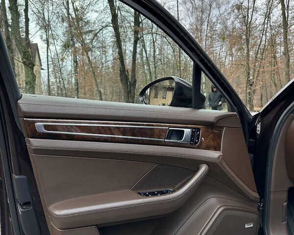 Коричневий Порше Panamera, об'ємом двигуна 3 л та пробігом 80 тис. км за 50500 $, фото 13 на Automoto.ua