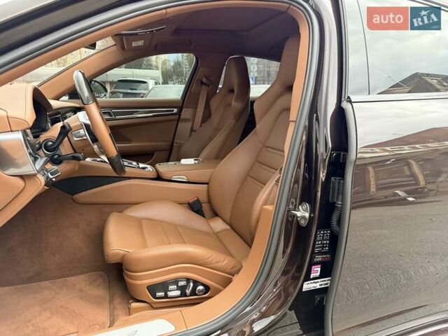 Коричневий Порше Panamera, об'ємом двигуна 2.89 л та пробігом 63 тис. км за 78500 $, фото 13 на Automoto.ua