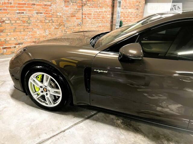 Коричневий Порше Panamera, об'ємом двигуна 2.89 л та пробігом 21 тис. км за 156000 $, фото 1 на Automoto.ua